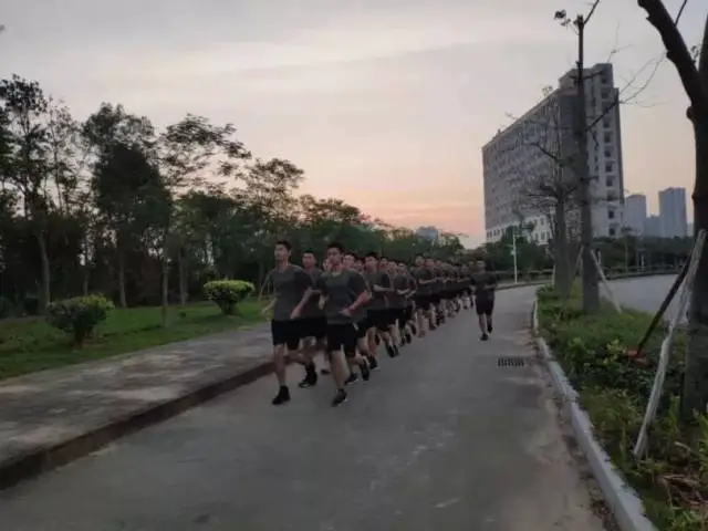篮球训练计划表一周几次_2